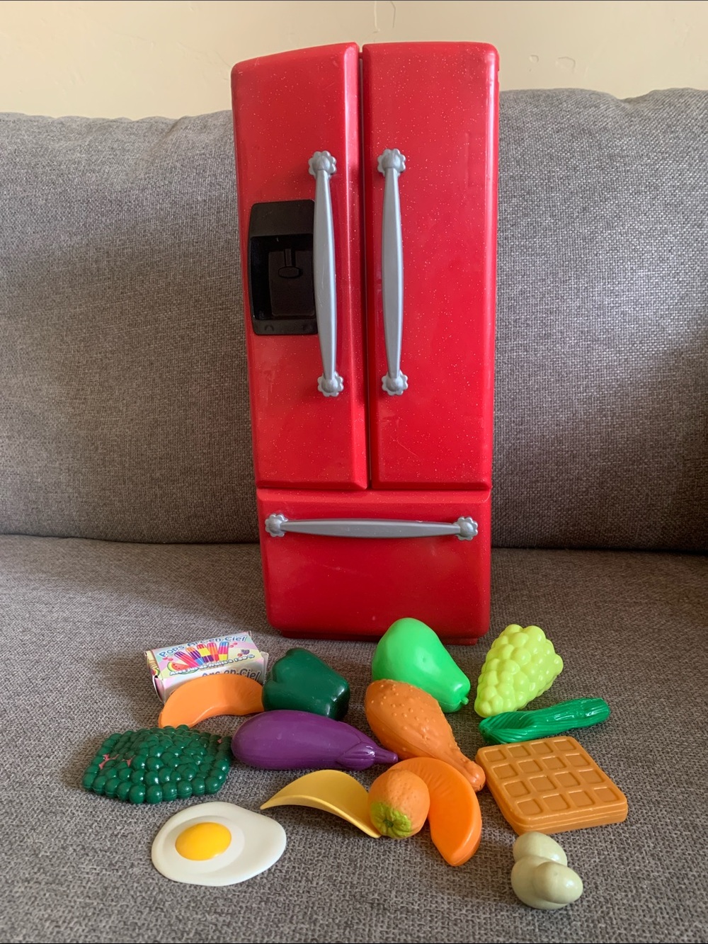 Our Generation Refrigerator with Food for 18” Dolls